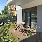 Apartament Z Ogrodkiem Brzezno